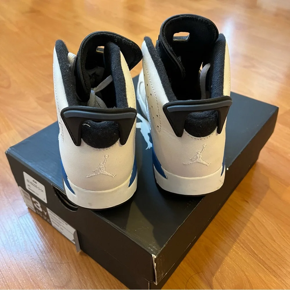 Jordan 6 Retro Bp Youth Sneakers